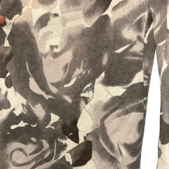 white + warren neutral khaki 100% Cashmere FLOWER print cardigan sweater… - Picture 4 of 5